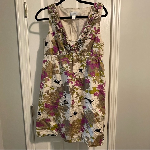 *DONATED* LOFT | Women’s V-Neck Dress | Floral | Pink Green Cream - Picture 1 of 5
